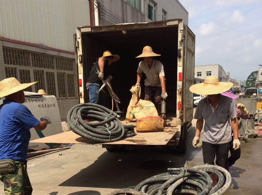 什邡一部件厂房地基出现下沉注浆加固